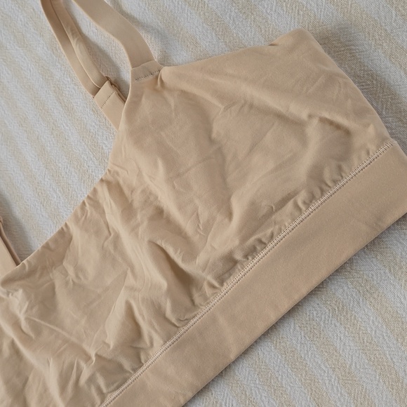 SKIMS Fits Everybody Scoop Bralette Size:2X Sand - Picture 2 of 4